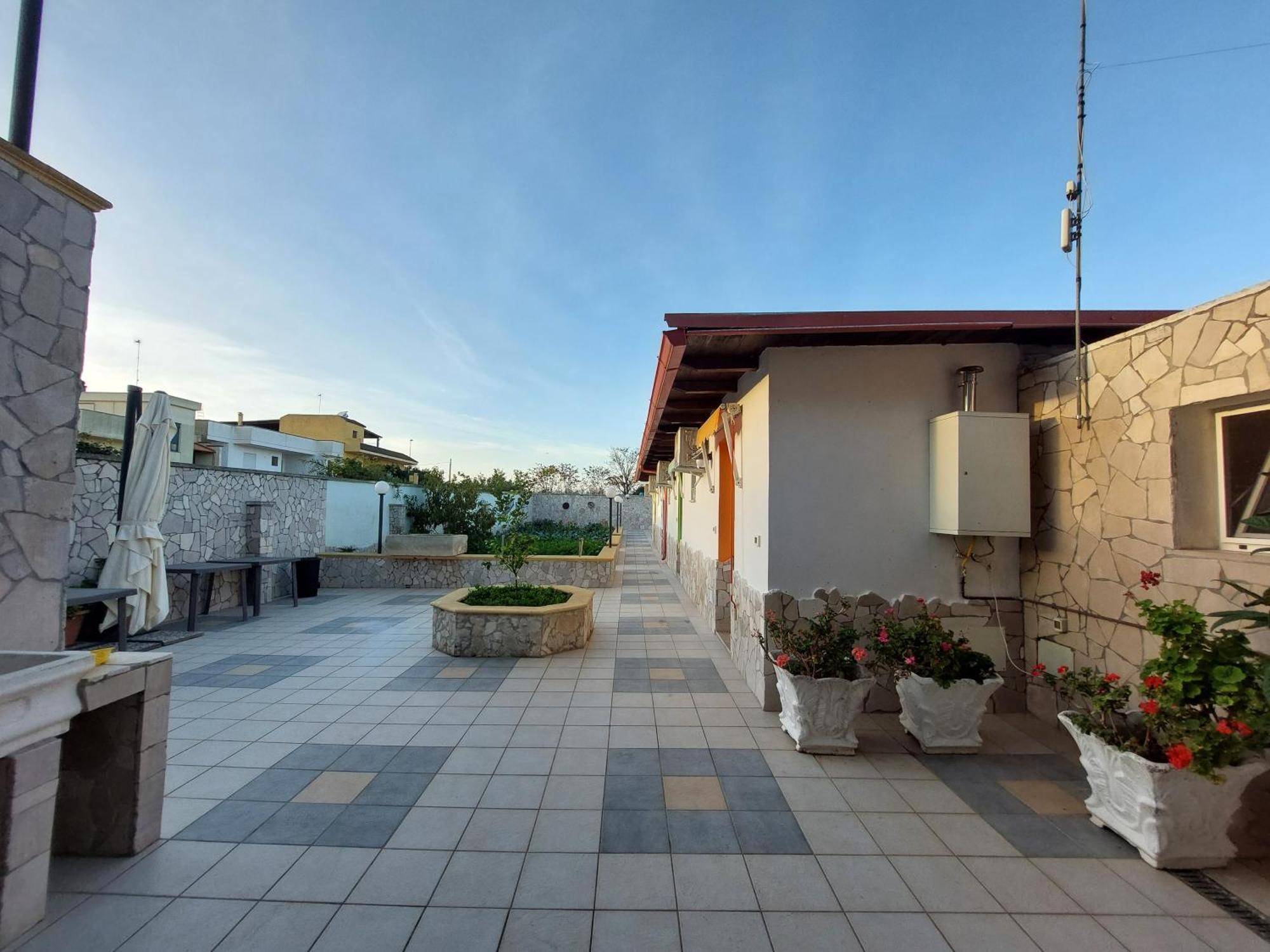 Oltremare Hotel Vignacastrisi Exterior foto
